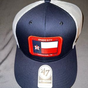 Astros Trucker hat new